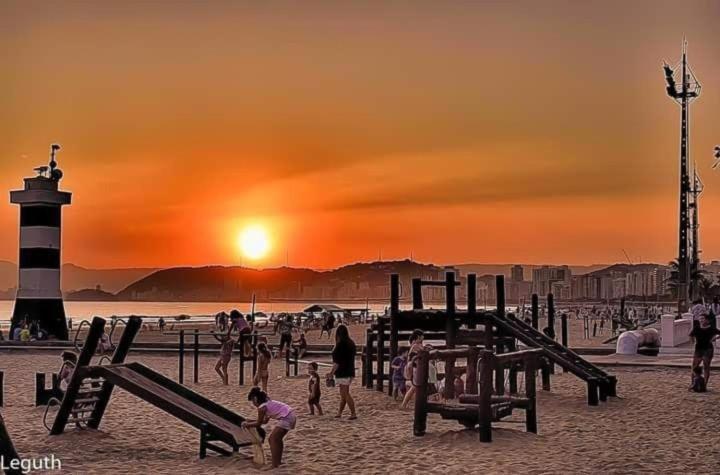 Apartamento Na Quadra Da Praia Santos  Dış mekan fotoğraf